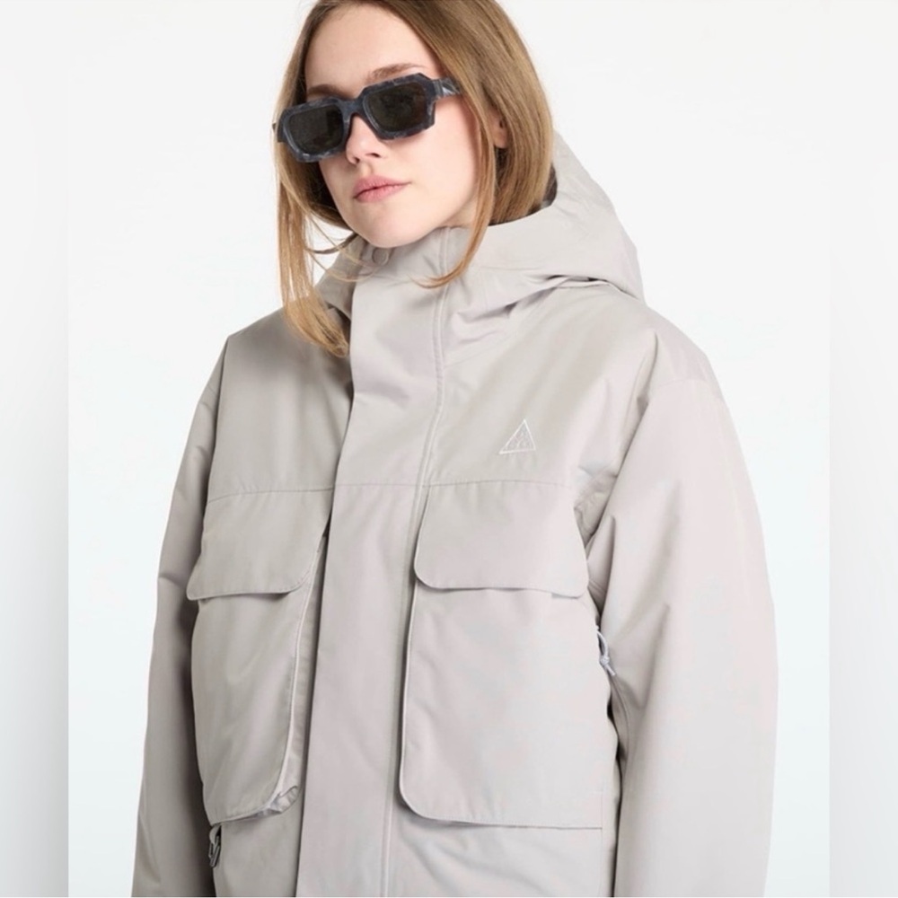 Nike ACG "Skull Peak" Storm-FIT ADV PrimaLoft Jacket